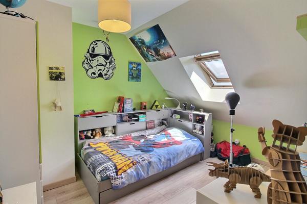 Maison 4 chambres sur sous-sol avec jardin proche MAINTENON