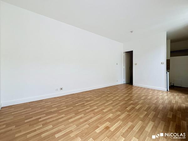 BORDEAUX CENTRE – APPARTEMENT 21 M² AU CALME