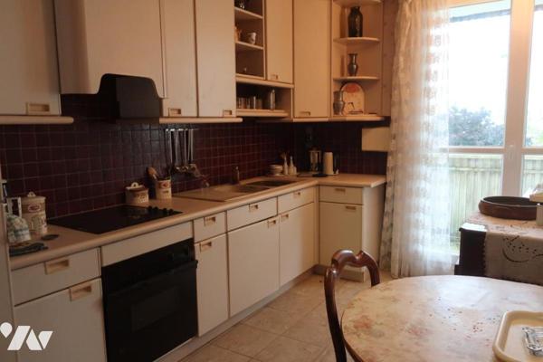 Appartement T4/T5 - 5ème étage avec ascenseur - Balcon - Cave - Garage . 94,28 m².