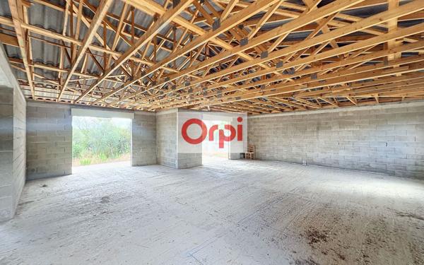 Maison à vendre    4 pièces •  Zonza