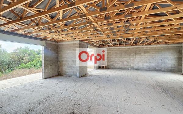 Maison à vendre    4 pièces •  Zonza