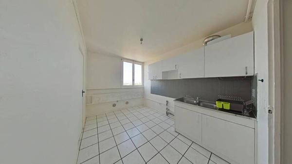 Appartement 3 pièces                                        - 42100 Saint-Étienne Réf : 12681