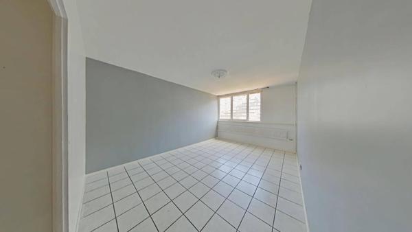 Appartement 3 pièces                                        - 42100 Saint-Étienne Réf : 12681