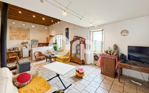 Maison à vendre    4 pièces •  Lagorce