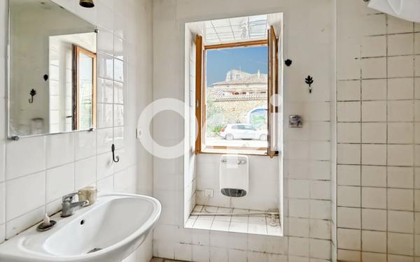 Maison à vendre    4 pièces •  Lagorce