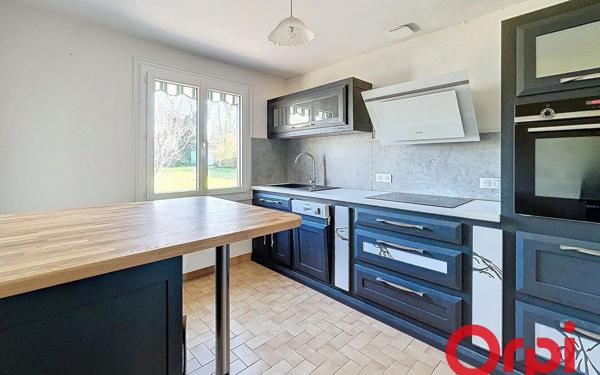 Maison à vendre    4 pièces • 92,92 m2 Vendat