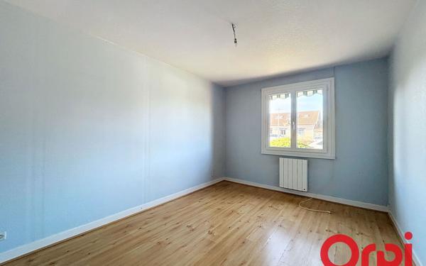 Maison à vendre    4 pièces • 92,92 m2 Vendat