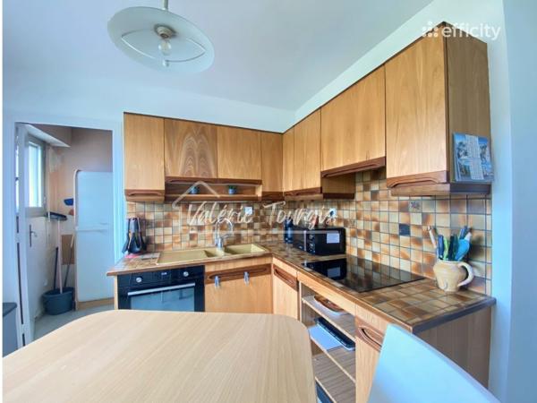 Appartement
         5 pièces
        - 94 m² 139 900 € *
