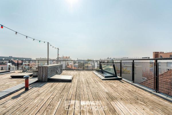 Maison d’architecte avec patio et rooftop