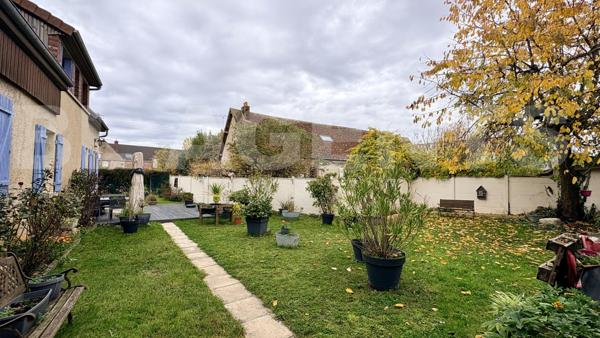 Charmante longère avec potentiel, au cœur de Dammarie (28360)