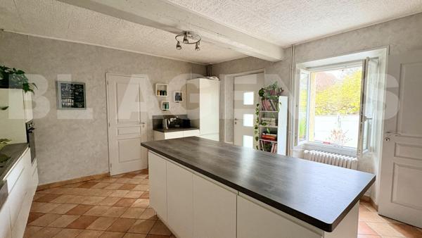 Charmante longère avec potentiel, au cœur de Dammarie (28360)