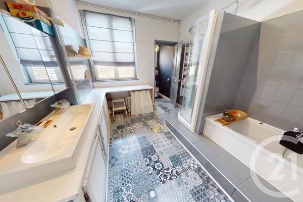 Maison à vendre  7 pièces - 141,81 m2 ST QUENTIN - 02
