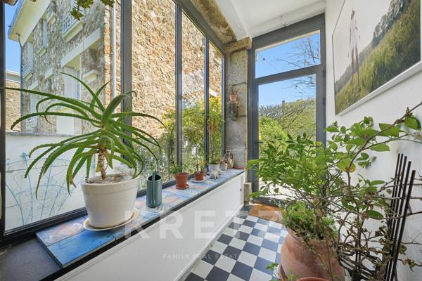 Maison de charme avec jardin orienté plein sud