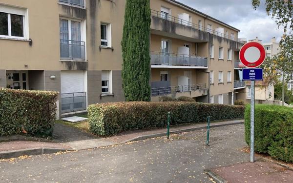 Appartement à louer    2 pièces • 42 m2 Limoges