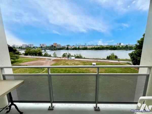 Appartement T4 Vue Loire - 2 chambres, Ascenseur, Balcon, Parking, Cave