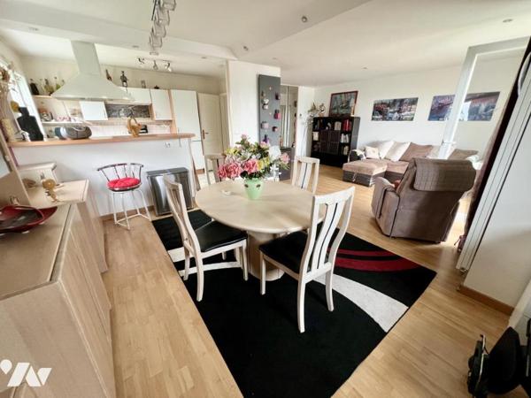 Appartement T4 Vue Loire - 2 chambres, Ascenseur, Balcon, Parking, Cave
