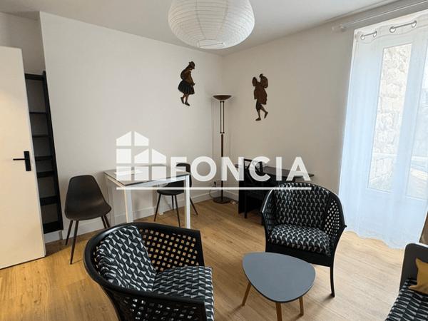 Location Appartement 2 pièces 31.83 m² - 10 RUE BAUGIER Niort 79000
