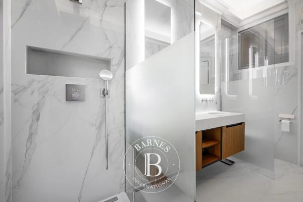 Paris 3ème, Appartement 5 Chambres -  204 m² à vendre