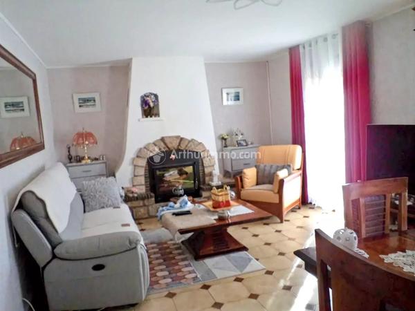 Vente                                                      Maison
                        
                     4 pièces                      100 m2                     à Auzits