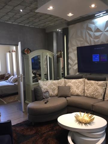 APPARTEMENT T5 MEUBLÉ et ÉQUIPÉ - 2 CHAMBRES - BUREAU