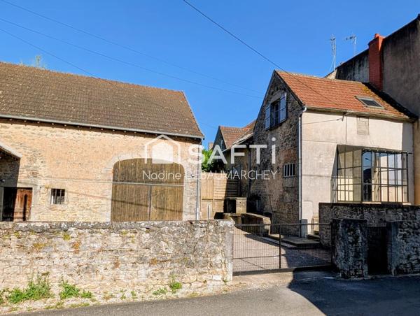 Maison de ville avec grange - PALINGES