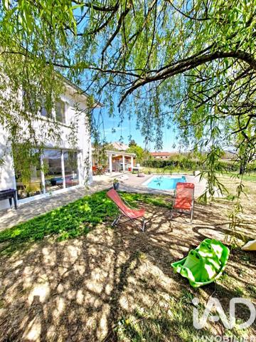 Maison à vendre 7 pièces 240 m² Injoux-Génissiat