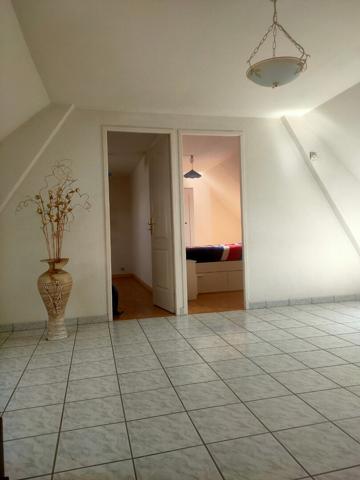 Maison familiale de 129,63 m² - La Ville-aux-Dames proche gare école commerces