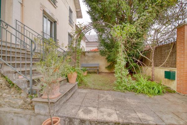 Maison familiale de charme – 117 m² avec jardin et sous-sol total – Sceaux.