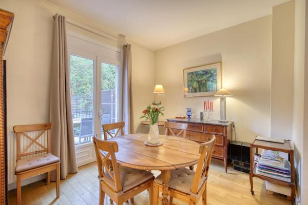 Maison familiale de charme – 117 m² avec jardin et sous-sol total – Sceaux.