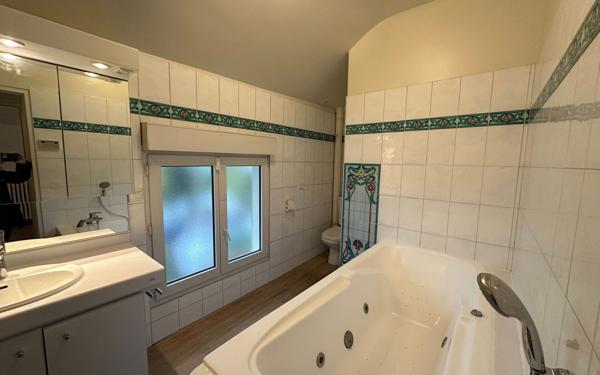 Maison à vendre    5 pièces • 92,67 m2 Saint-Maur-des-Fossés