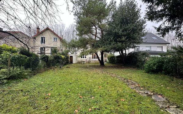 Maison à vendre    5 pièces • 92,67 m2 Saint-Maur-des-Fossés
