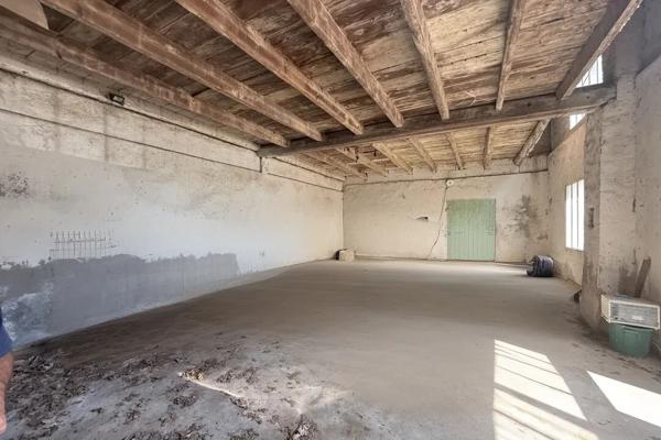 EXCLUSIVITE Propriété agricole à rénover en Petite Camargue