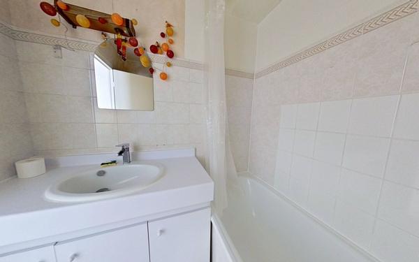 Appartement à vendre    1 pièce • 32 m2 Lyon 9