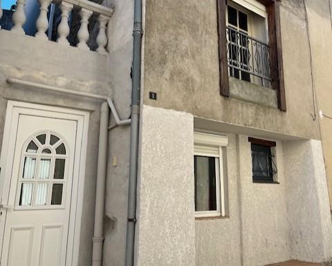 Maison à louer 550 € CC COUFFOULENS 3 p 61 m² DPE D