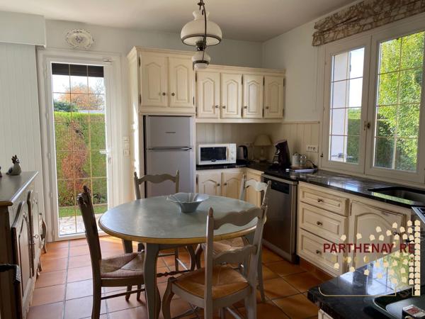 Belle maison sur sous sol enterré T4