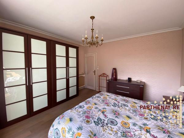 Belle maison sur sous sol enterré T4