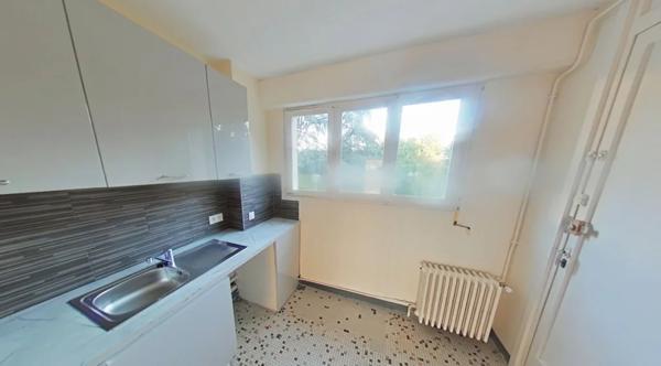 APPARTEMENT T3 A LOUER - LYON 5EME ARRONDISSEMENT Les Castors-Les Granges 85.1 m 2 1 210 € charges comprises par mois