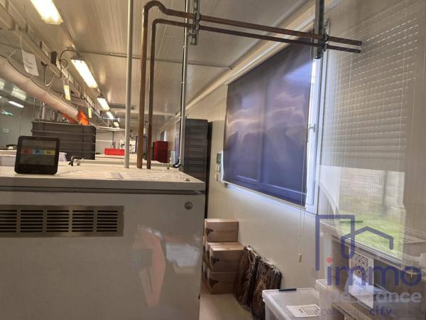 Beau Local Industriel