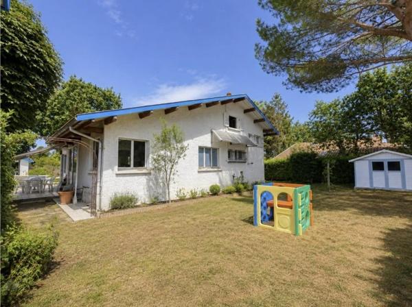 Maison Quartier La Hume Proche Gare et Plage