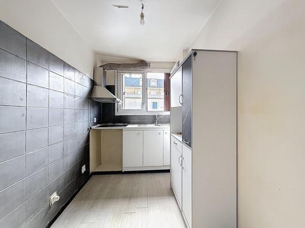Résidence recherchée, à vendre appartement 3 pièces avec parking et cave
