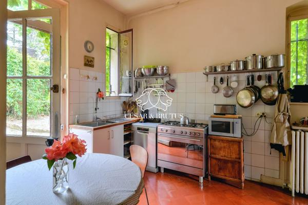 Vue Fourvière – Maison de caractère – 317m² – parcelle 1580m²