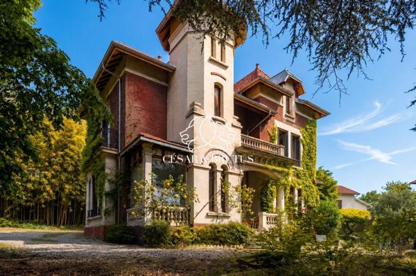 Vue Fourvière – Maison de caractère – 317m² – parcelle 1580m²
