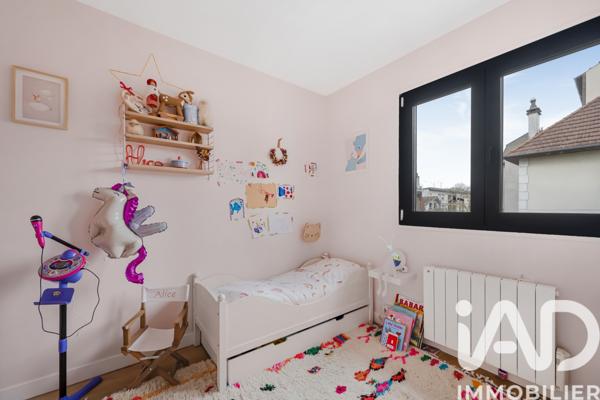 Maison à vendre 8 pièces 178 m² Colombes