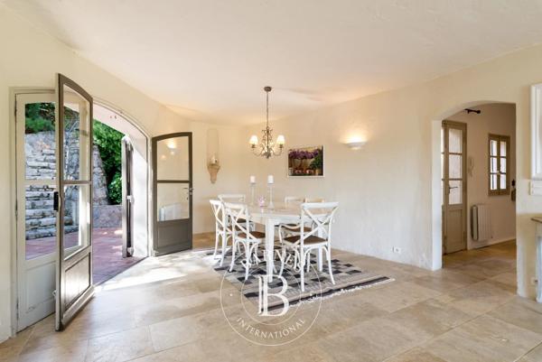 Mouans-Sartoux, Villa 4 Chambres -  121 m² à vendre