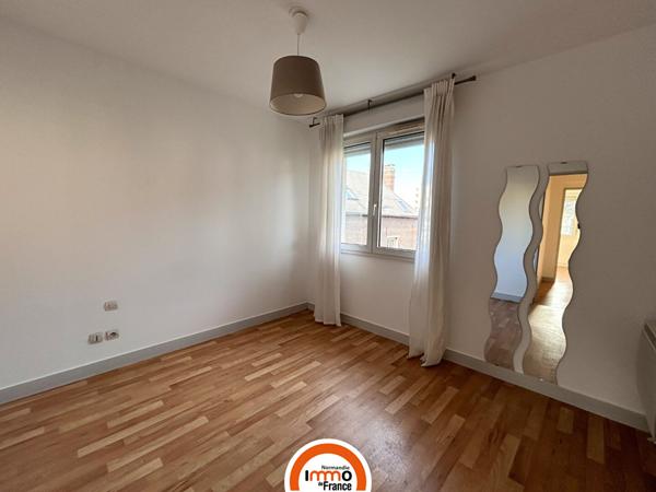 Appartement 4 pièce(s) 81.81 m2