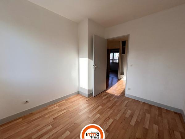Appartement 4 pièce(s) 81.81 m2