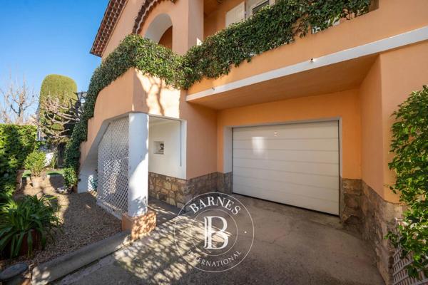 Aix-en-Provence, Maison de ville 6 Chambres -  213 m² à vendre