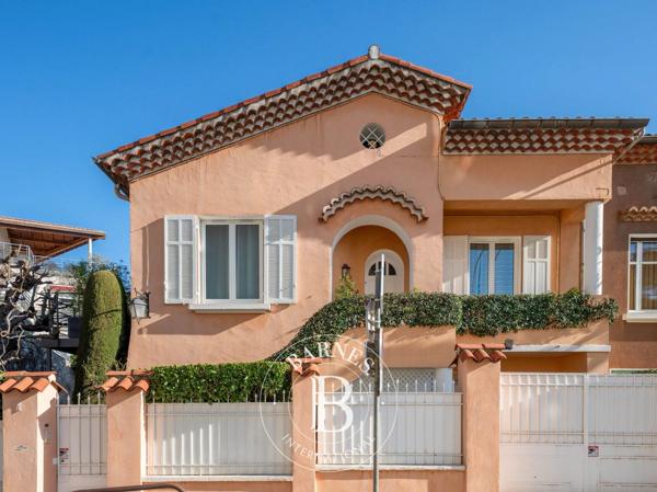 Aix-en-Provence, Maison de ville 6 Chambres -  213 m² à vendre