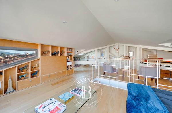 Aix-en-Provence, Maison de ville 6 Chambres -  213 m² à vendre
