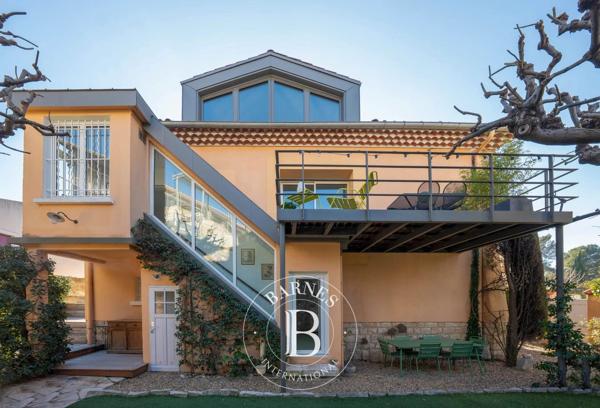 Aix-en-Provence, Maison de ville 6 Chambres -  213 m² à vendre